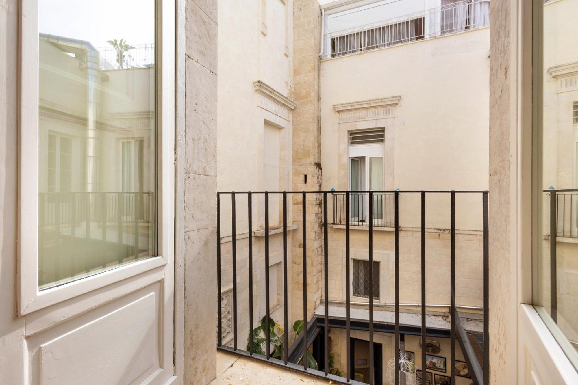 Palazzo Kapece Bed & Breakfast Monopoli Ngoại thất bức ảnh