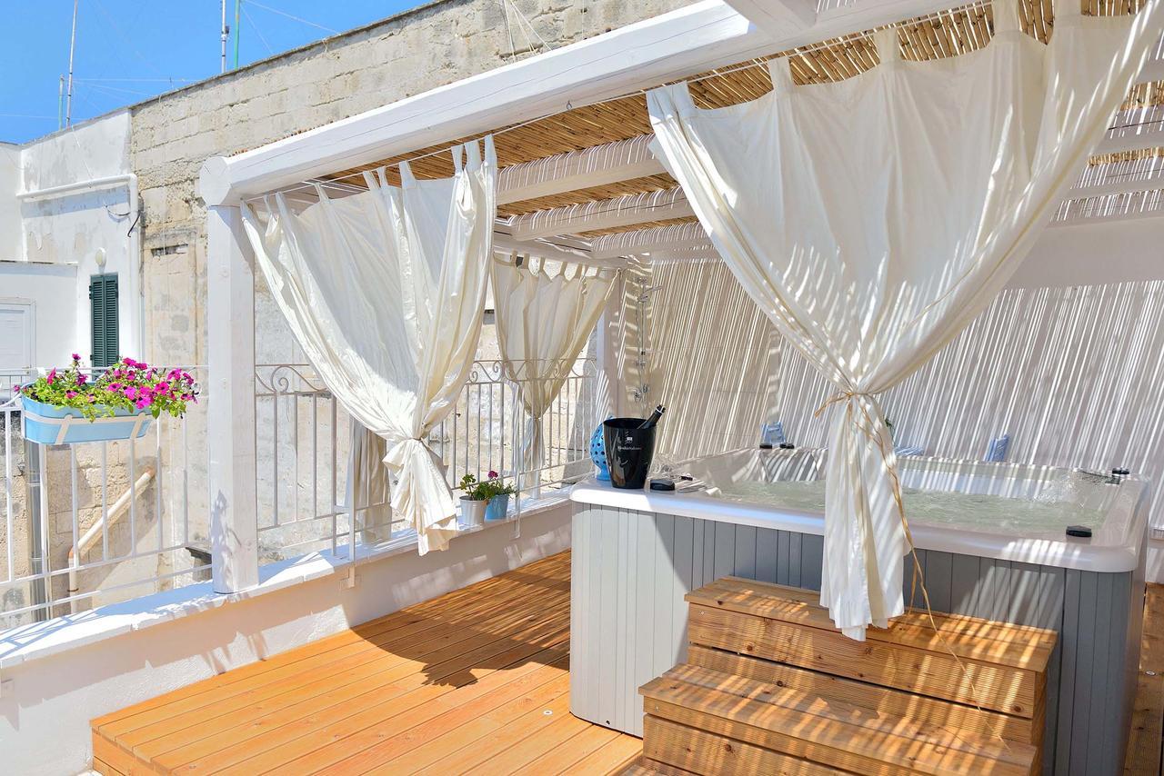 Palazzo Kapece Bed & Breakfast Monopoli Ngoại thất bức ảnh